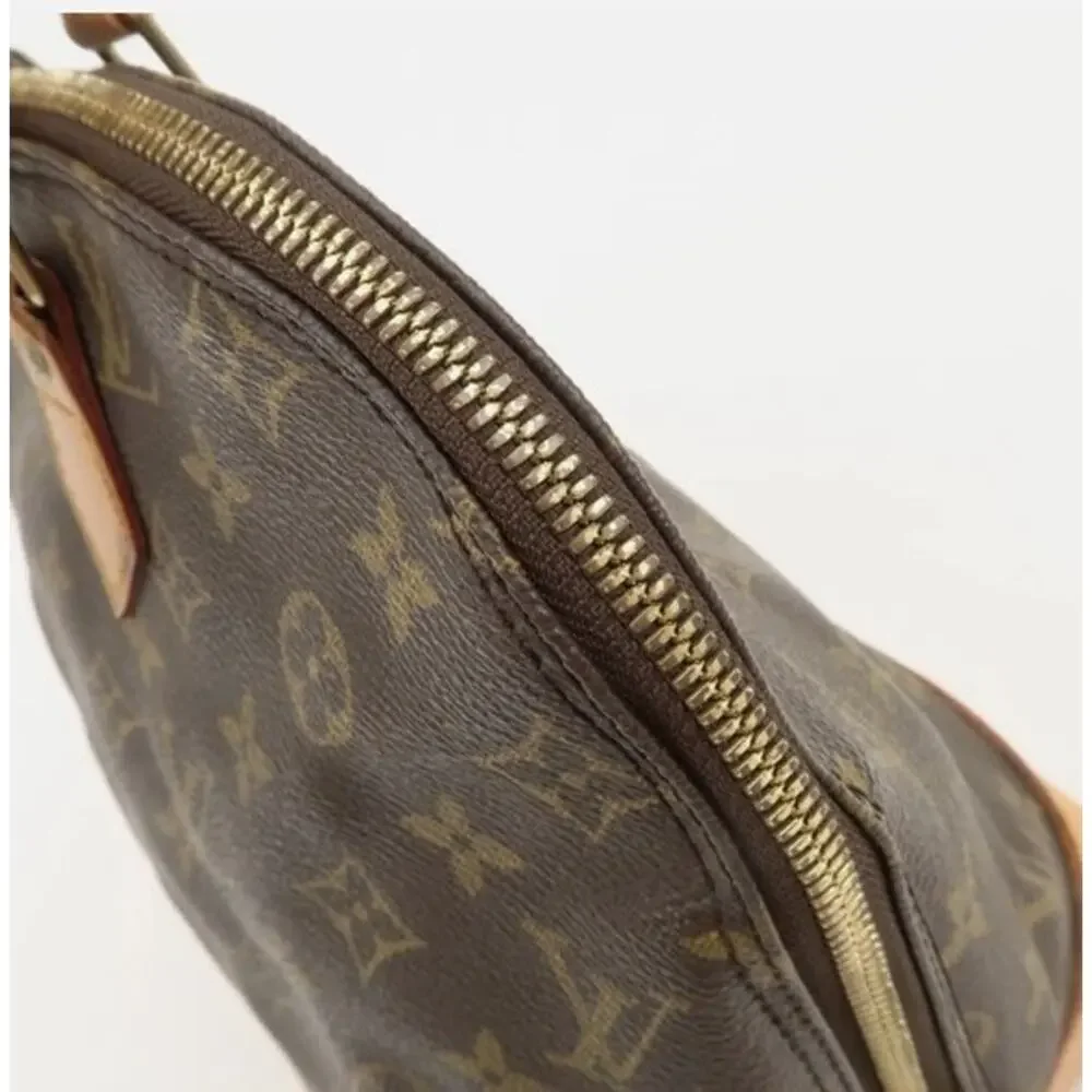Louis Vuitton indulge epitome